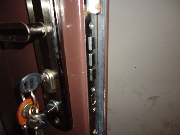 贵州防盗门换锁芯注意事项